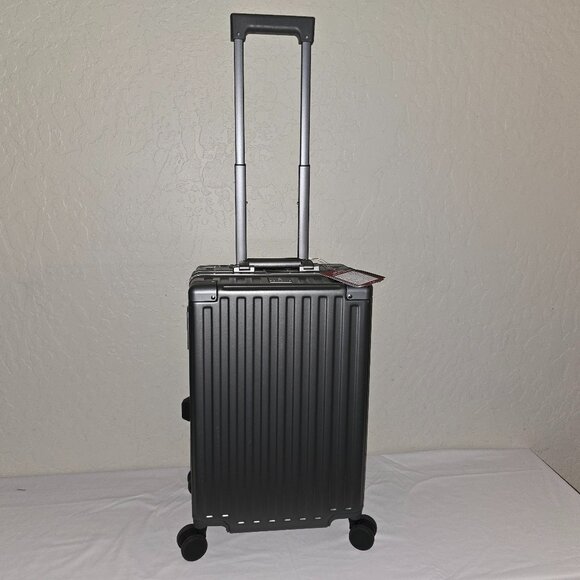 ROAMING 20" Zipperless Polycarbonate / Aluminum Frame Carry-On Spinner Luggage - Picture 2 of 13